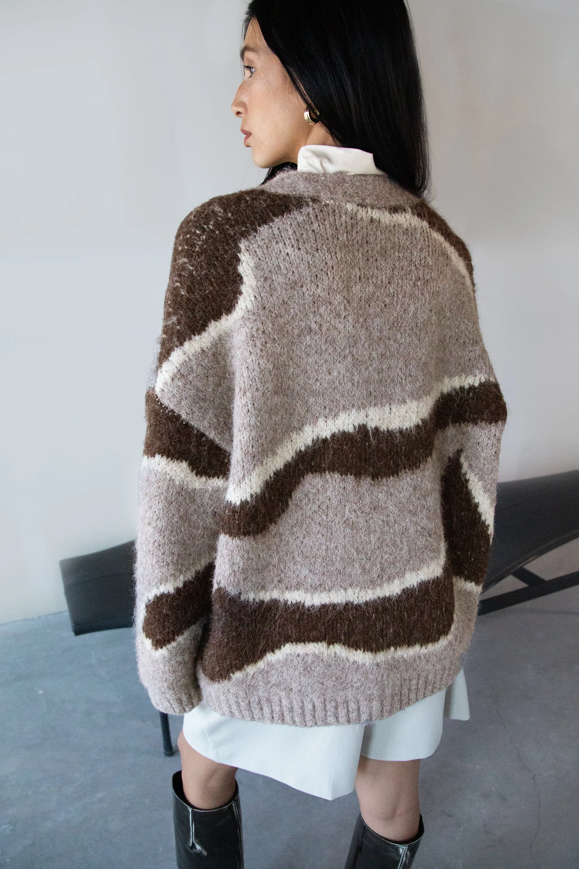 INTARSIA KNIT CARDIGAN